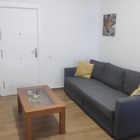 Precioso Apartamento Con Magnifico Patio. Sant Feliu de Llobregat Exteriér fotografie
